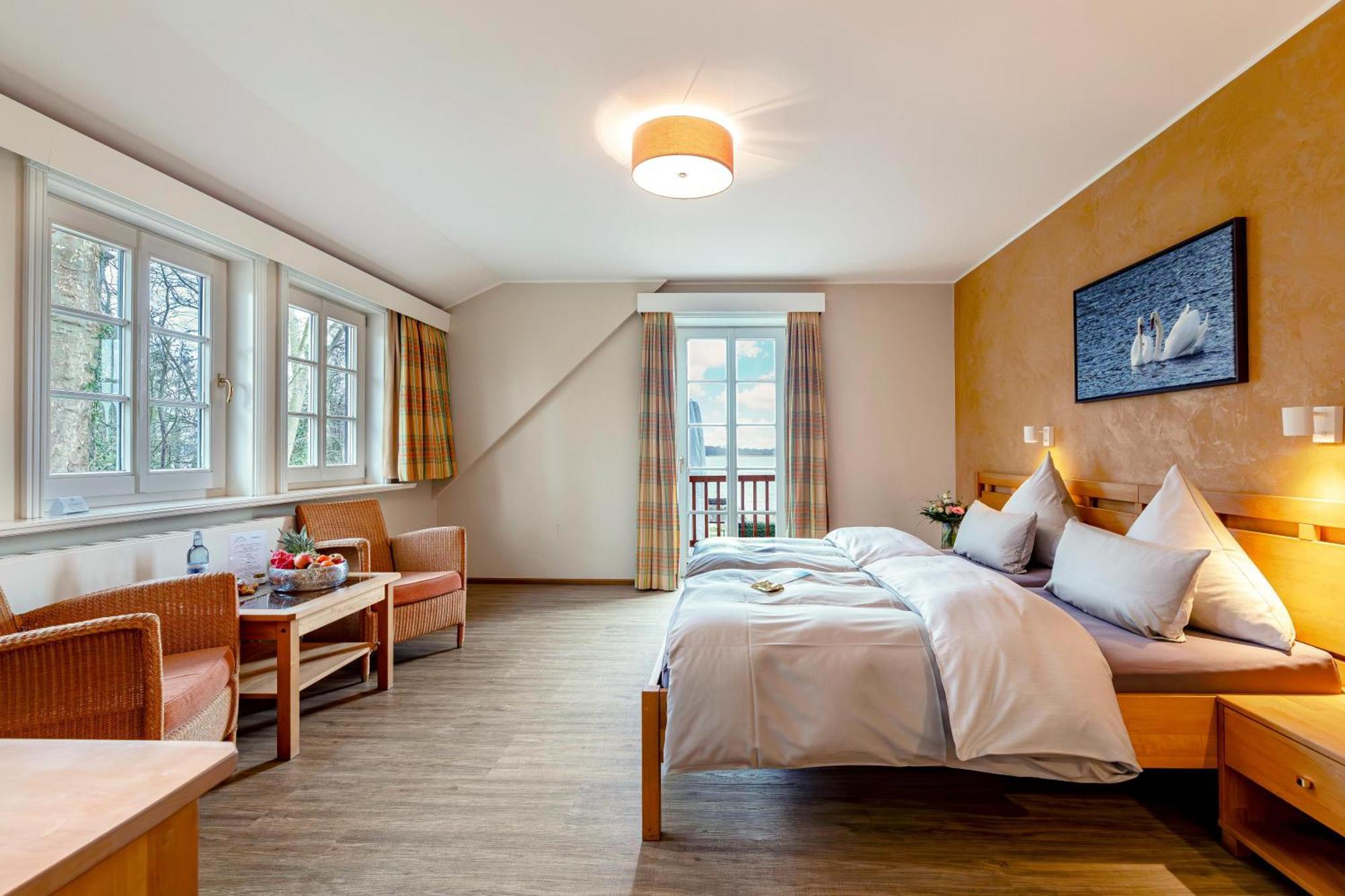 Seehotel Zarrentin Zarrentin am Schaalsee Esterno foto
