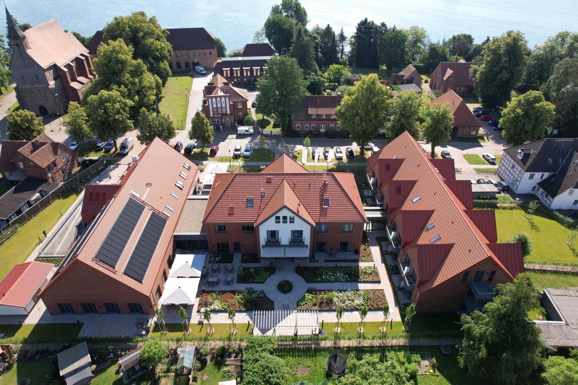 Seehotel Zarrentin Zarrentin am Schaalsee Esterno foto